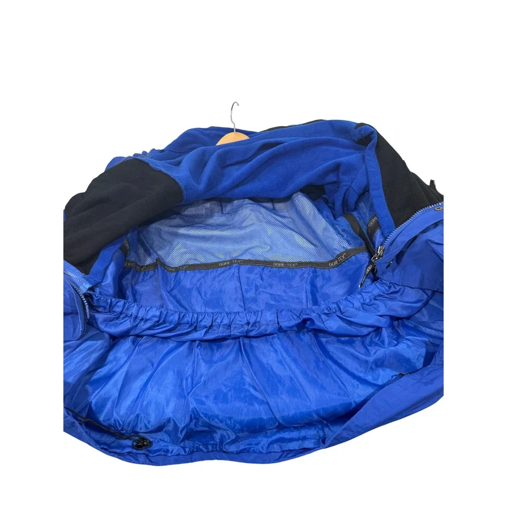 READ The North Face Gore-Tex Mountain Jacket Vintage 90's Blue Mens Medium
